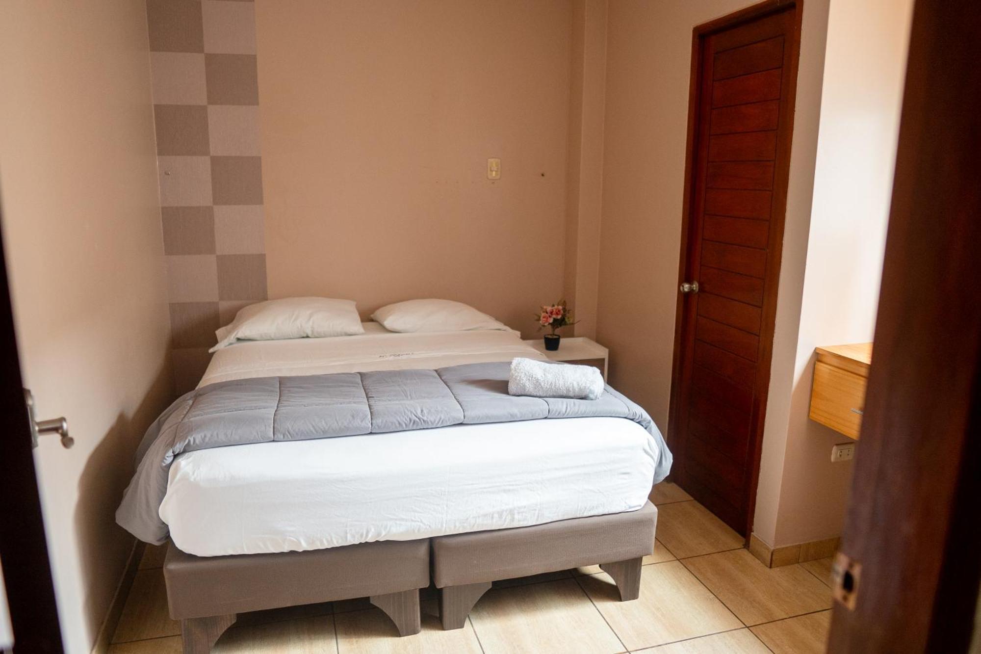 Trugarden Hotel Trujillo Eksteriør bilde